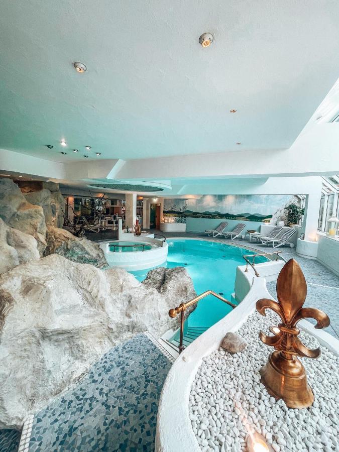 Villa Adolphine Rotta エクステリア 写真